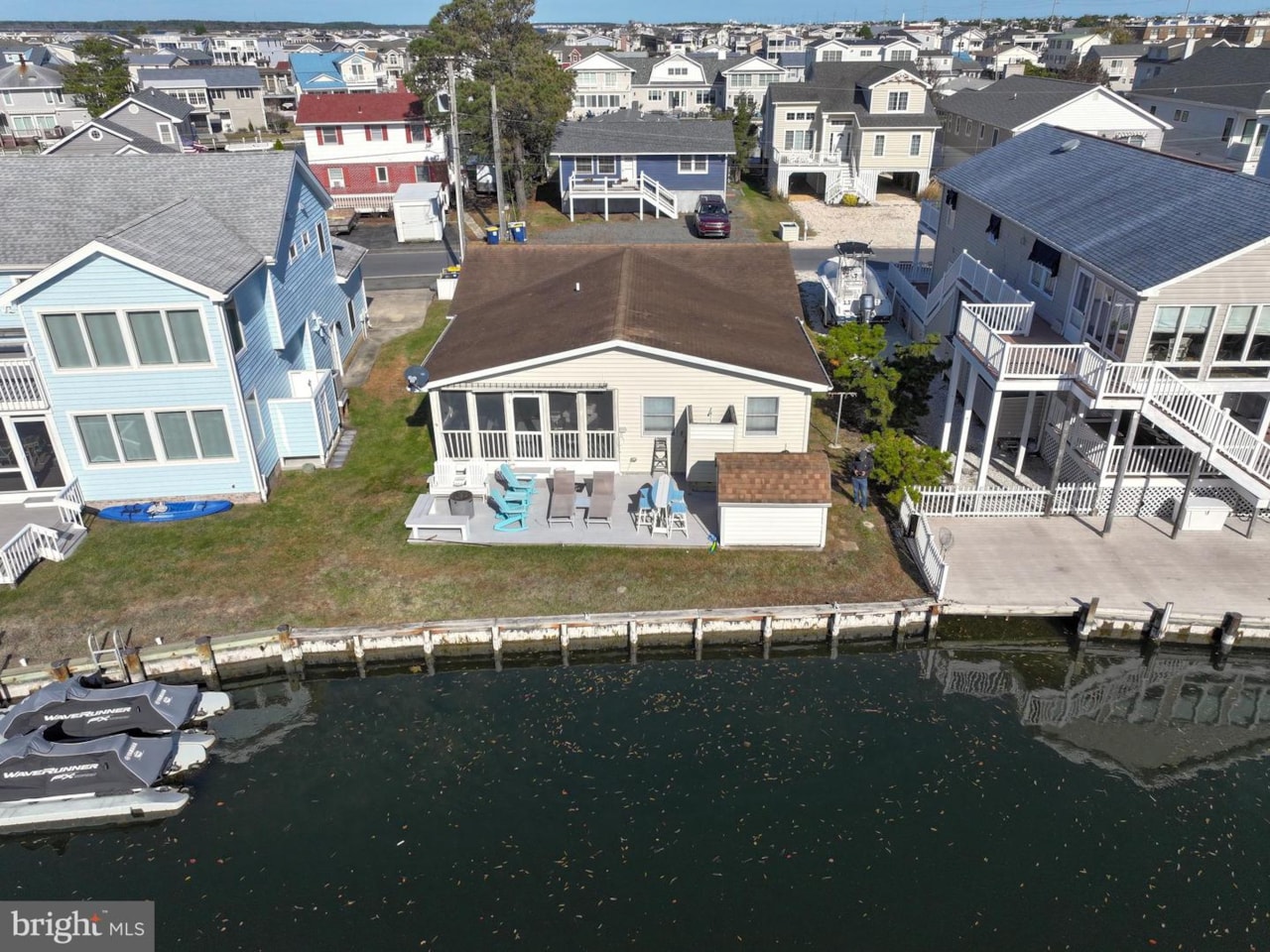  Real Estate for Sale - 16 Oyster Bay Dr in Fenwick Island Photo 3