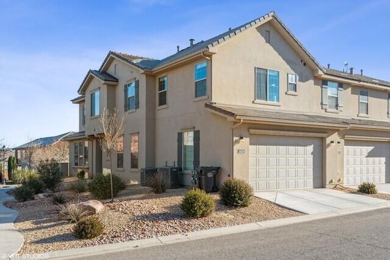 3629 S Atlanta LN St George, UT 84790 home for sale, MLS#24-257104 - Erika Rogers Photo 2