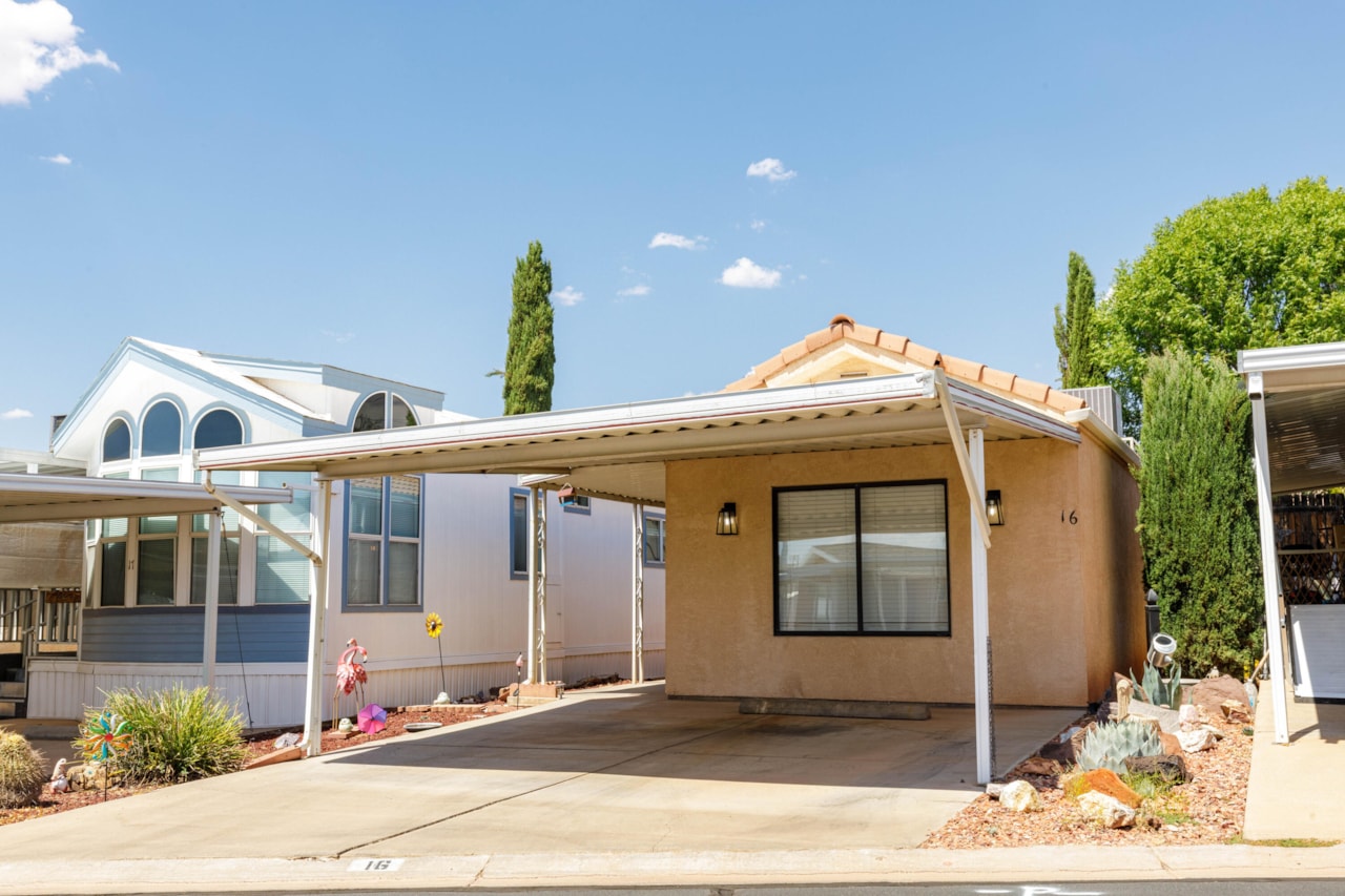 1225 N Dixie Downs RD #16 St George, UT 84770 home for sale, MLS#25-264141 - Erika Rogers Photo 2