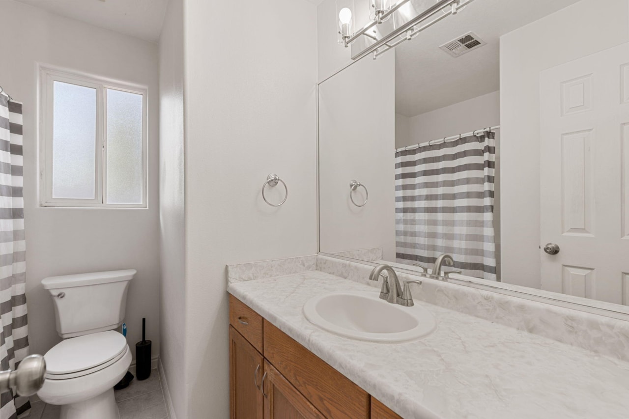 1305 N Royal CIR St George, UT 84770 home for sale, MLS#25-266846 - Erika Rogers Photo 22