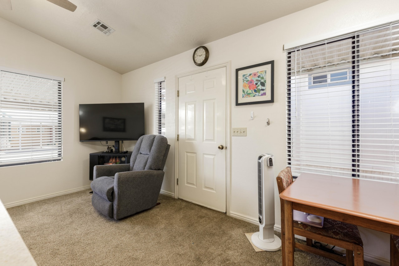 1225 N Dixie Downs RD #16 St George, UT 84770 home for sale, MLS#25-264141 - Erika Rogers Photo 6