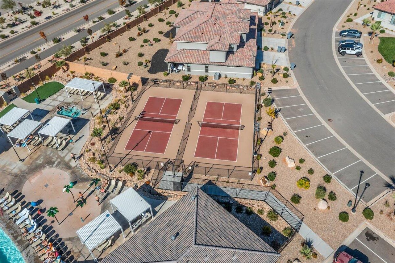 1426 N Rustico DR Washington, UT 84780 home for sale, MLS#25-266864 - Erika Rogers Photo 37