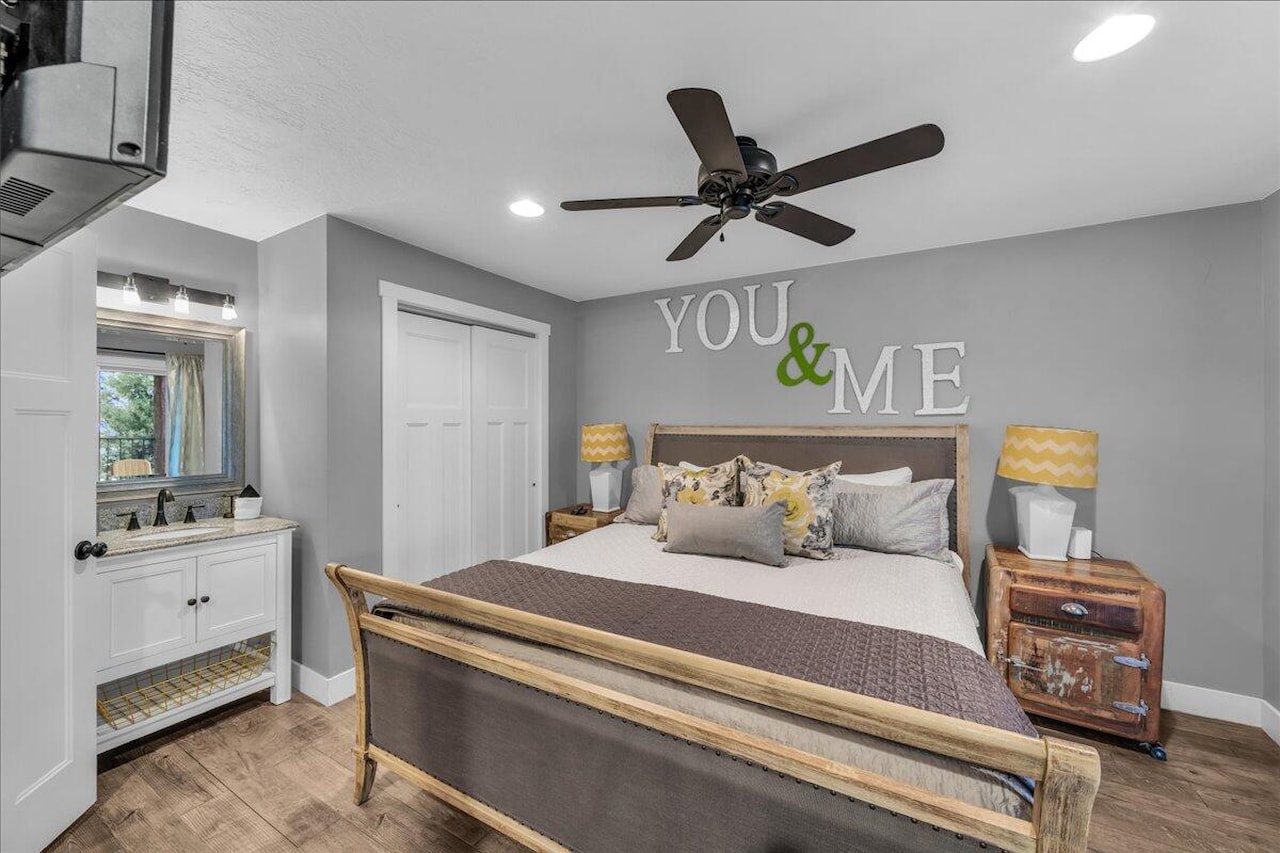 860 S Village RD #X5 St George, UT 84770 condo for sale, MLS#25-266866 - Erika Rogers Photo 7