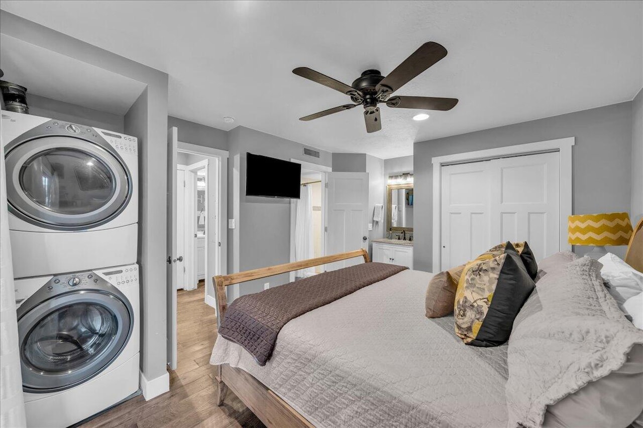 860 S Village RD #X5 St George, UT 84770 condo for sale, MLS#25-266866 - Erika Rogers Photo 8