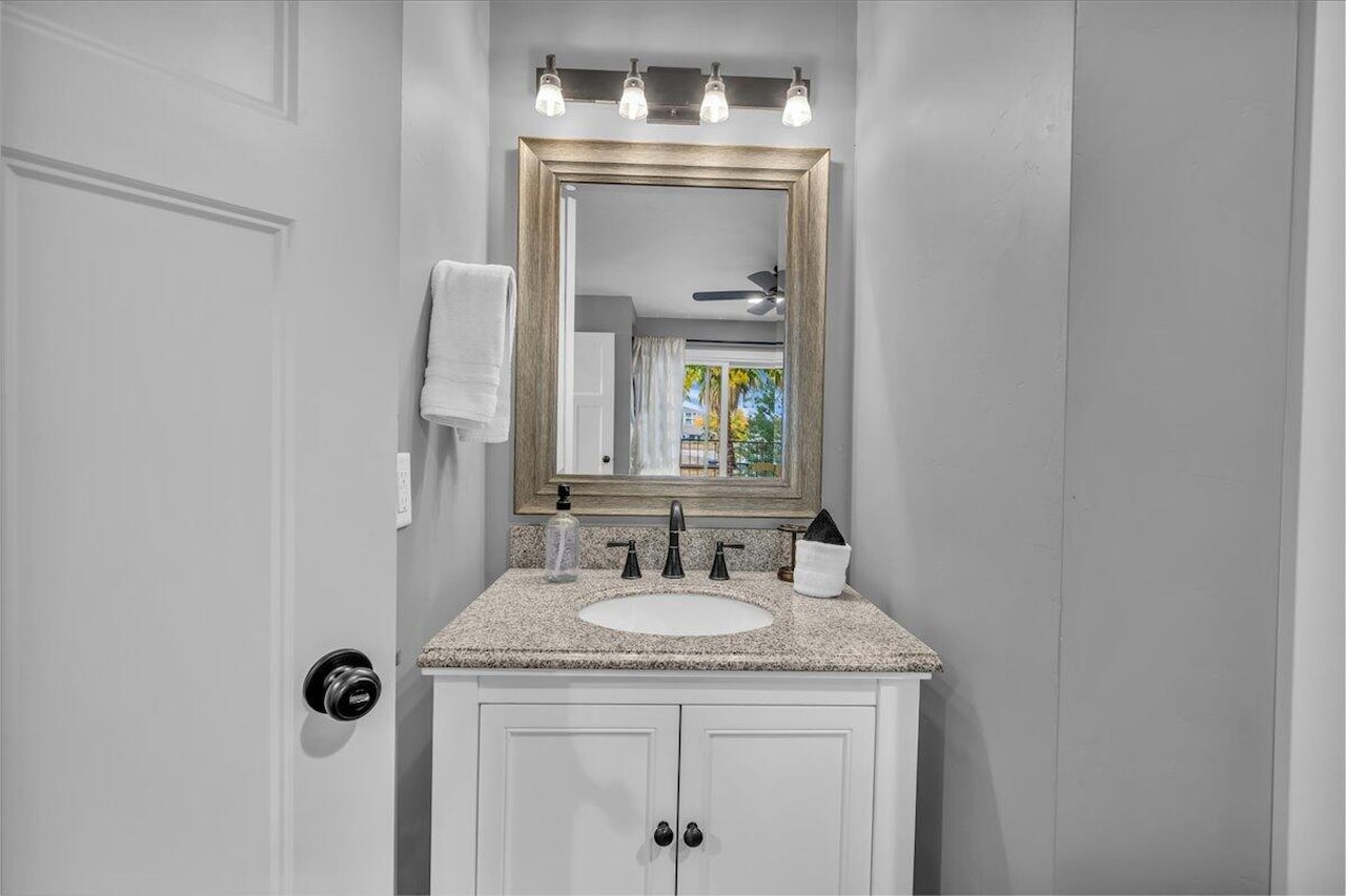 860 S Village RD #X5 St George, UT 84770 condo for sale, MLS#25-266866 - Erika Rogers Photo 12