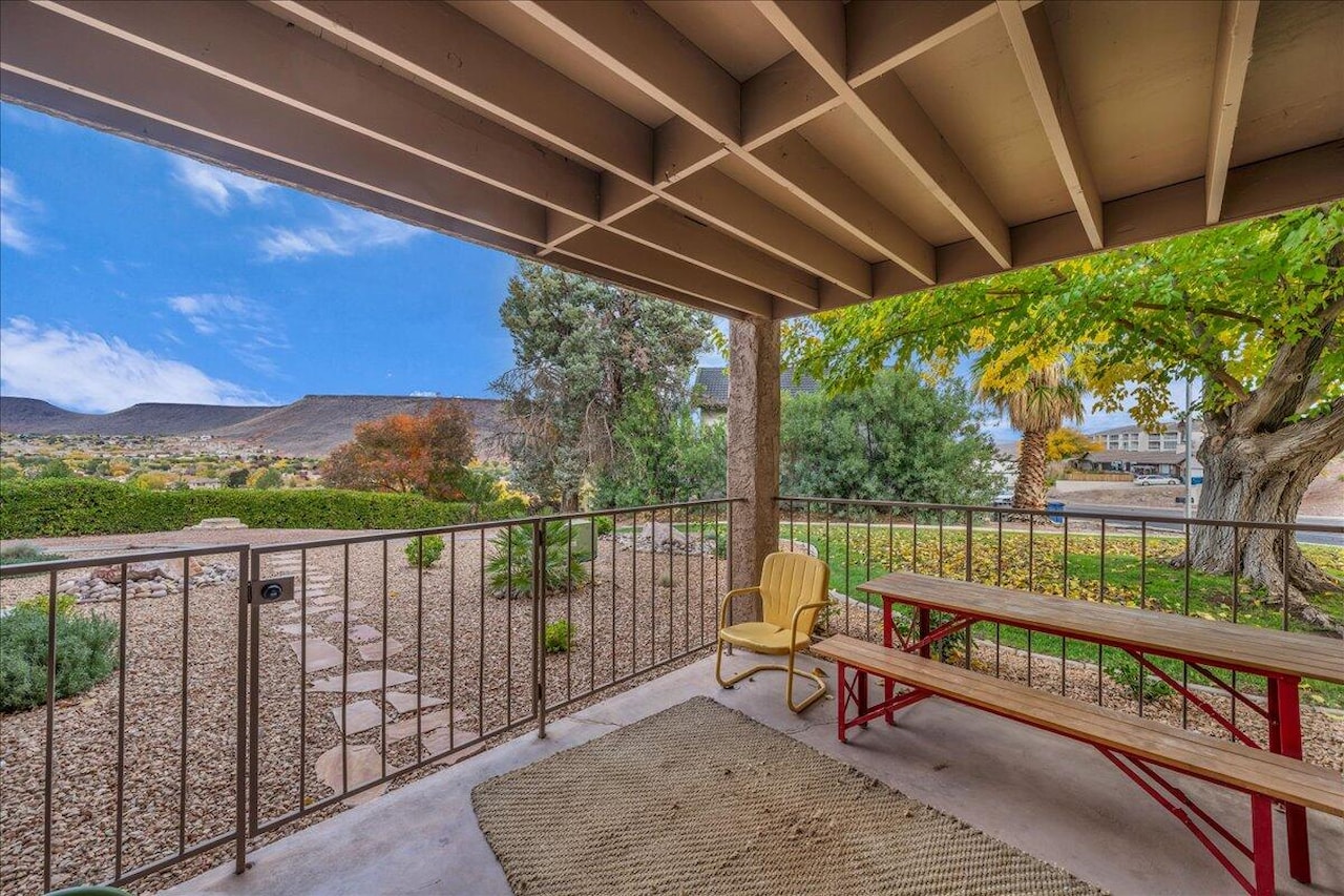 860 S Village RD #X5 St George, UT 84770 condo for sale, MLS#25-266866 - Erika Rogers Photo 14