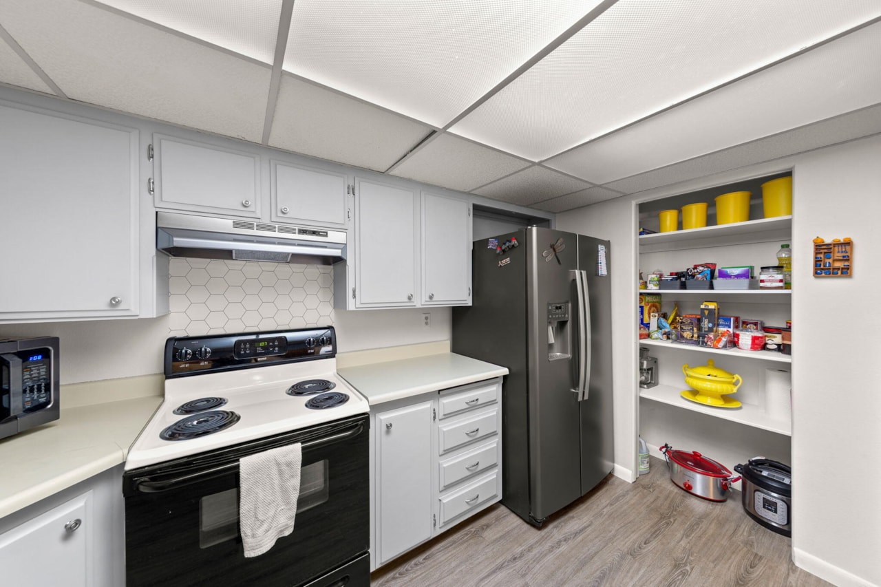 55 E 700 S #8 St George, UT 84770 home for sale, MLS#25-266873 - Erika Rogers Photo 4