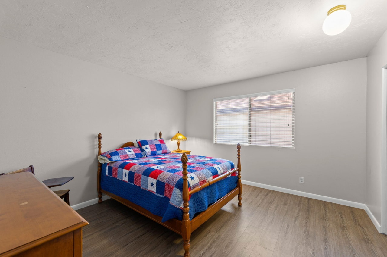 55 E 700 S #8 St George, UT 84770 home for sale, MLS#25-266873 - Erika Rogers Photo 12