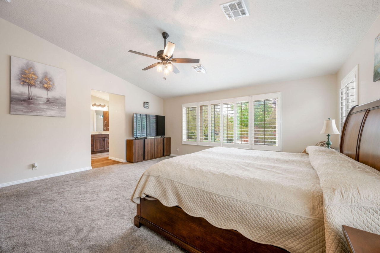 4047 S 890  E Washington, UT 84780 home for sale, MLS#25-266874 - Erika Rogers Photo 11