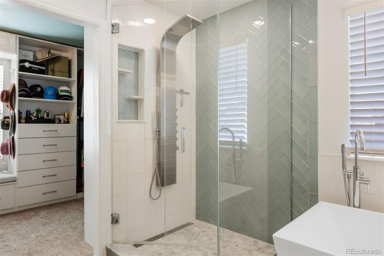 6798 Serena Ave Castle Pine North This beautifully updated 5 bedroom | 4 bathroom Castle Pines home blends modern luxury with... Castle Pines Douglas CO 80108 8512916 home for sale $950,000 8512916 Photo 25