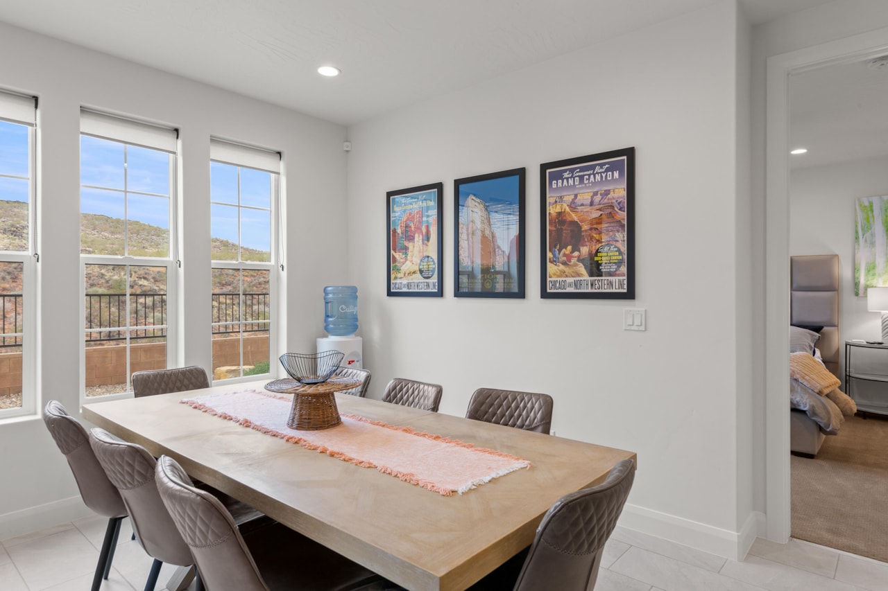 2388 E Cascada Way Washington, UT 84780 home for sale, MLS#25-266878 - Erika Rogers Photo 9