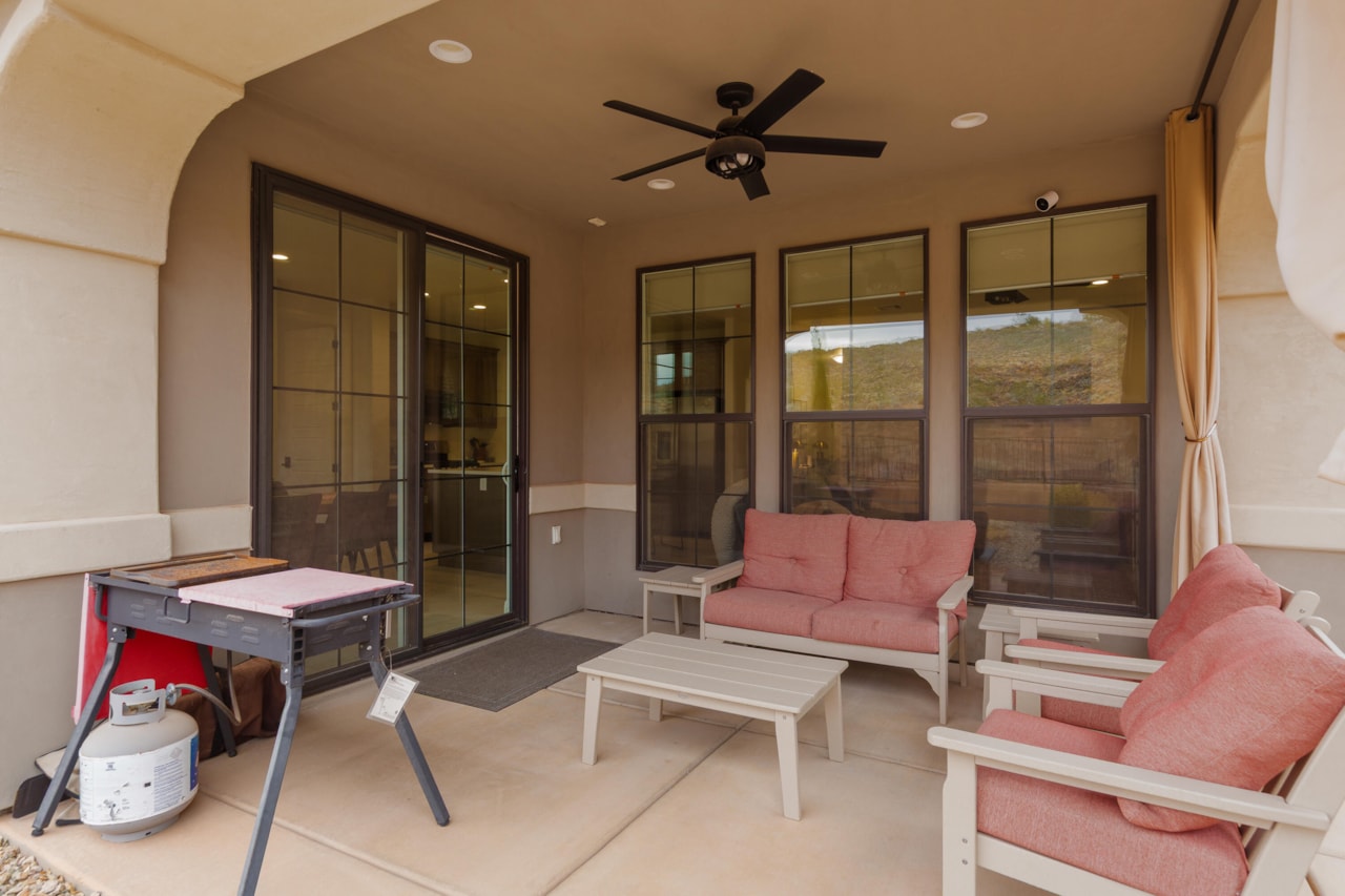 2388 E Cascada Way Washington, UT 84780 home for sale, MLS#25-266878 - Erika Rogers Photo 25