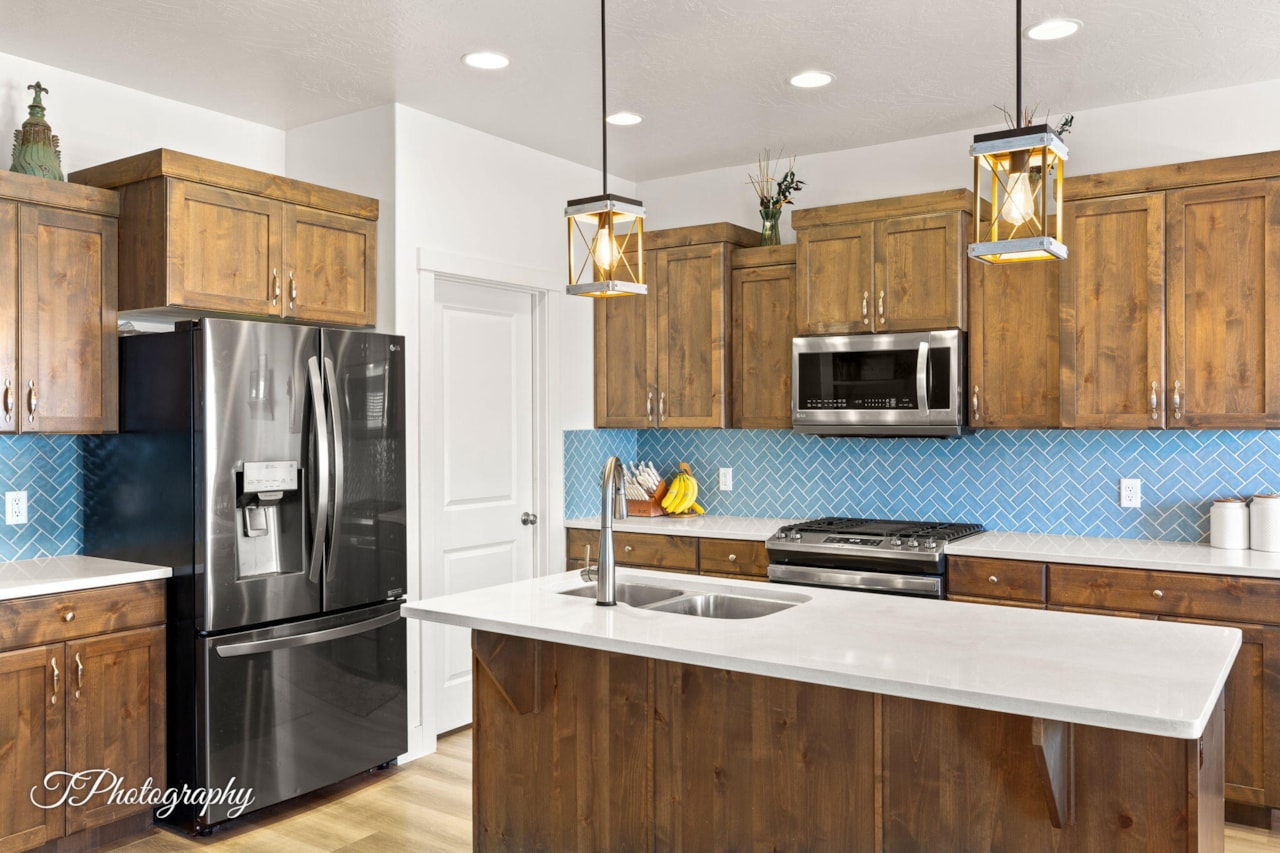 3313 E Maple Mountain St George, UT 84790 home for sale, MLS#25-259569 - Erika Rogers Photo 8