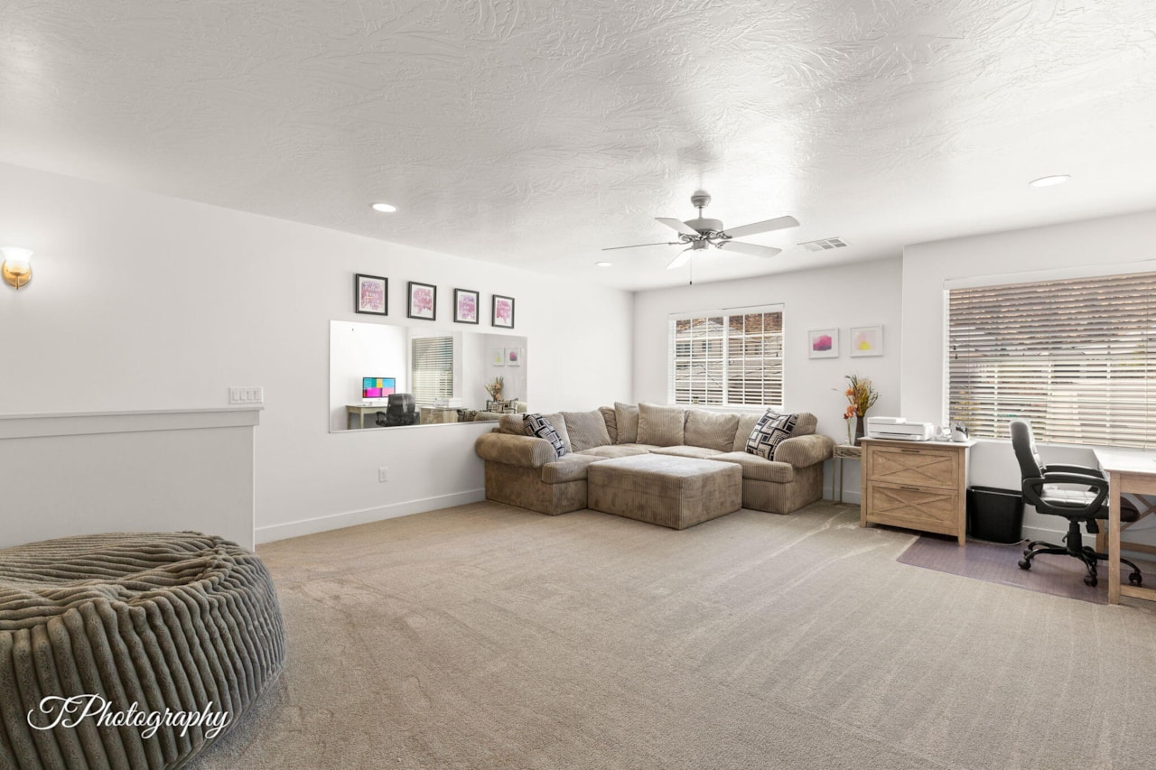 3313 E Maple Mountain St George, UT 84790 home for sale, MLS#25-259569 - Erika Rogers Photo 19