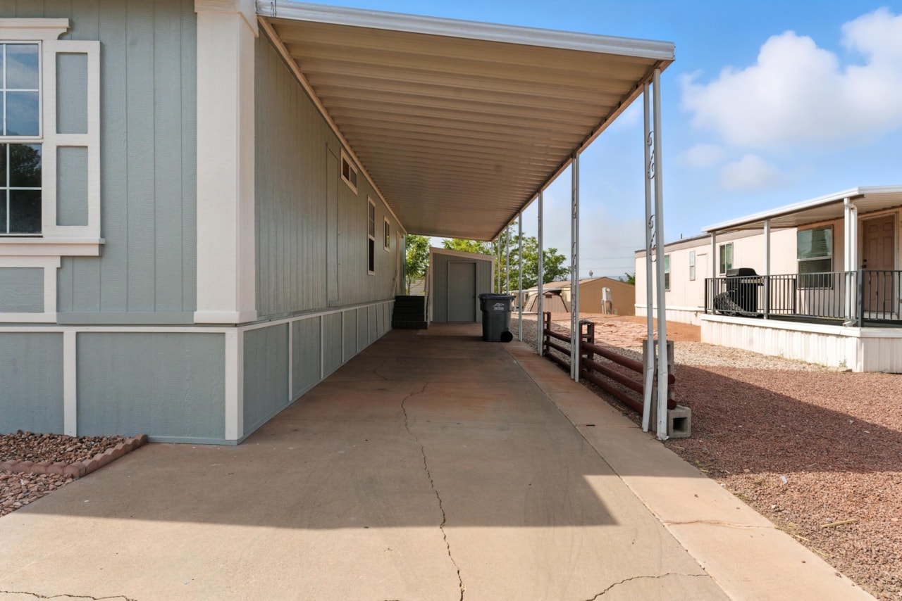 1450 N Dixie Downs RD #128 St George, UT 84770 home for sale, MLS#25-263140 - Erika Rogers Photo 3