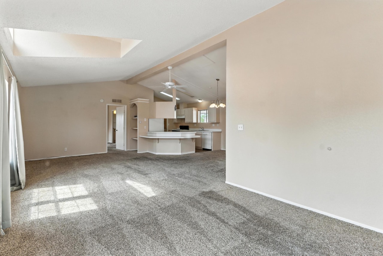 1450 N Dixie Downs RD #128 St George, UT 84770 home for sale, MLS#25-263140 - Erika Rogers Photo 7