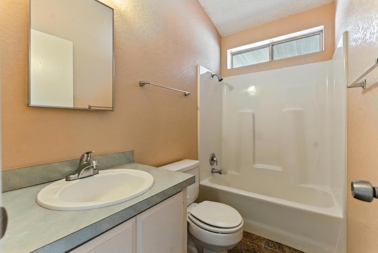 1450 N Dixie Downs RD #128 St George, UT 84770 home for sale, MLS#25-263140 - Erika Rogers Photo 18