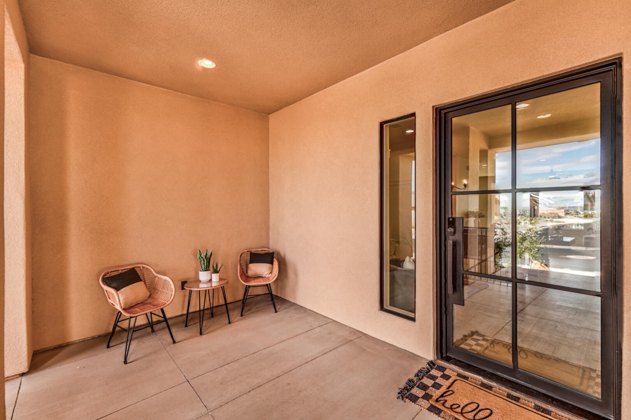 1652 E Howard LN St George, UT 84790 home for sale, MLS#25-266247 - Erika Rogers Photo 8