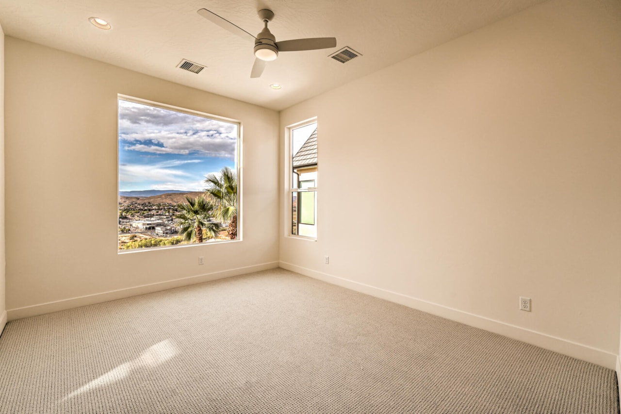 1652 E Howard LN St George, UT 84790 home for sale, MLS#25-266247 - Erika Rogers Photo 31