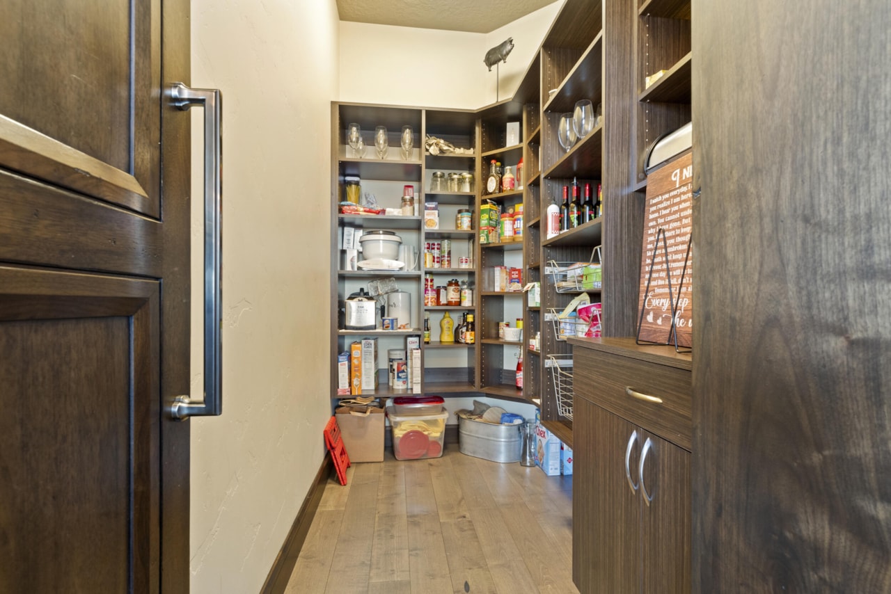 2596 E Flint ST St George, UT 84790 home for sale, MLS#24-253884 - Erika Rogers Photo 28