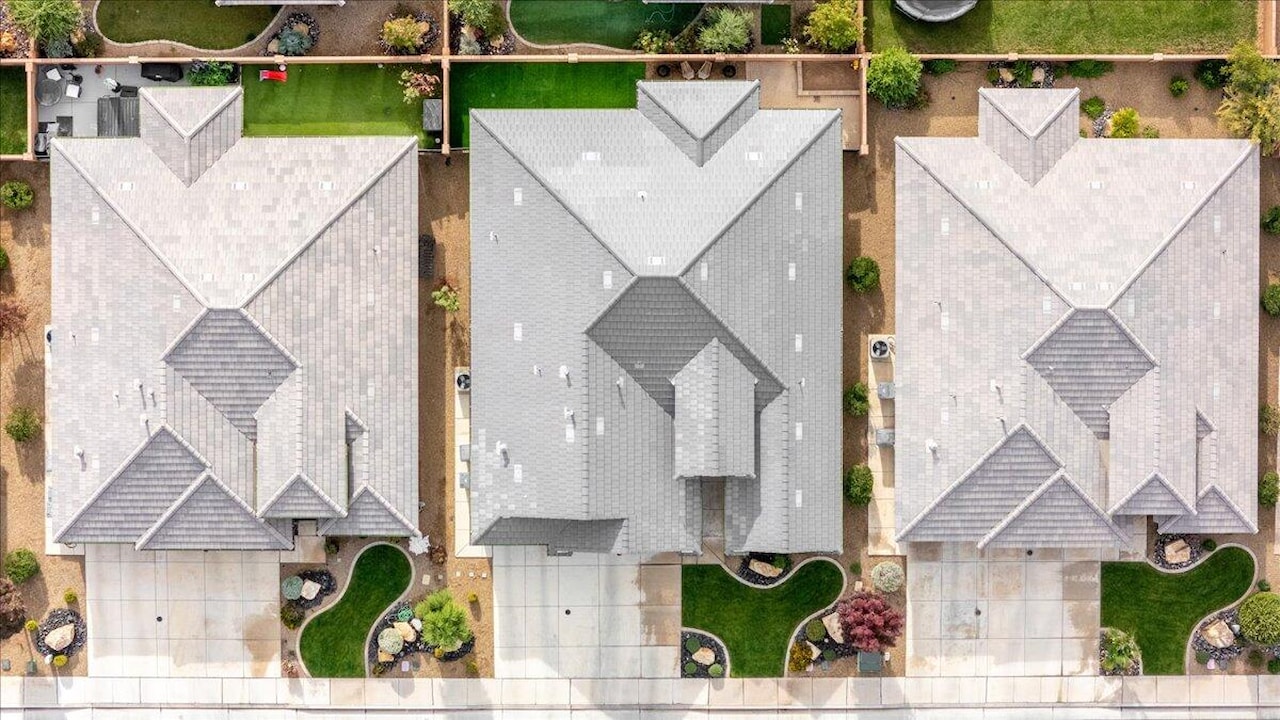 520 S Mirage DR Washington, UT 84780 home for sale, MLS#25-266881 - Erika Rogers Photo 37