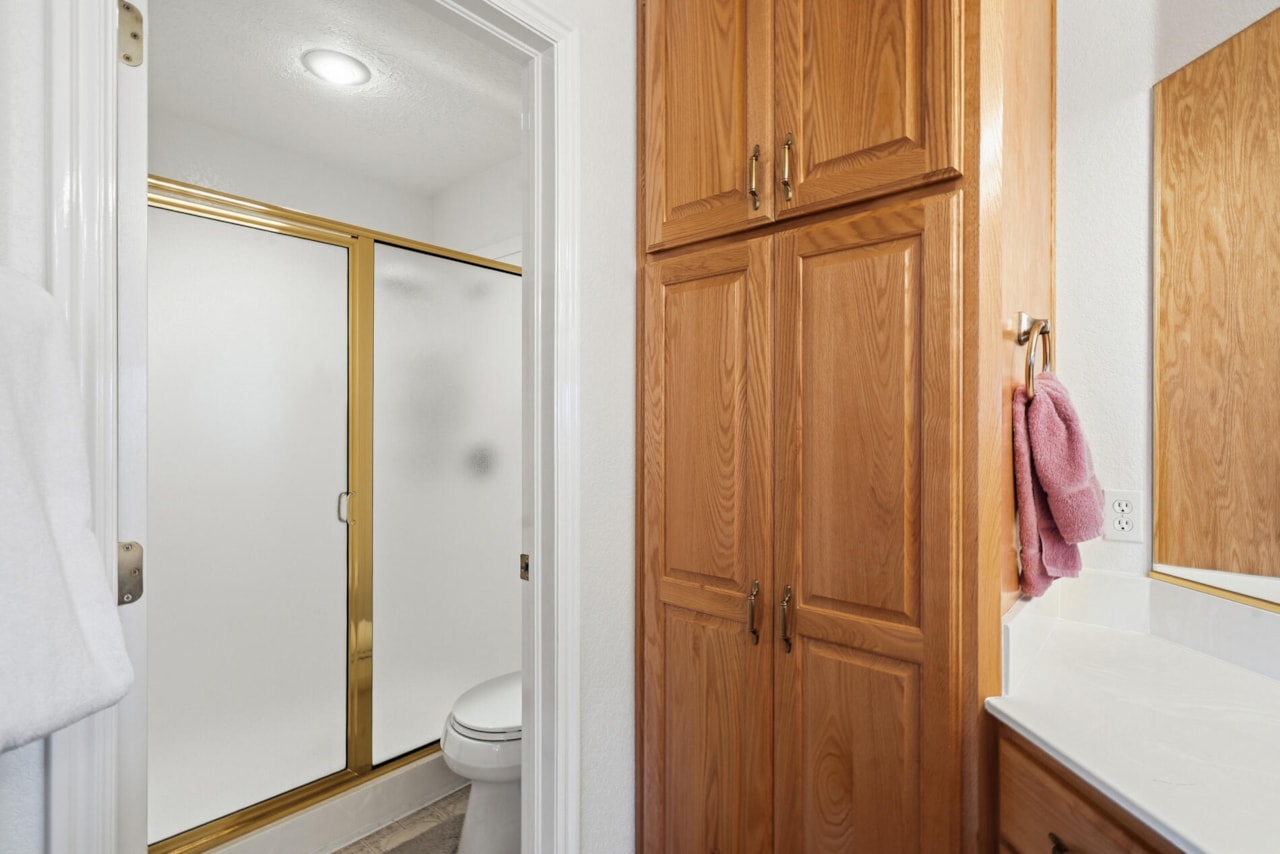 2360 S Hampton RD St George, UT 84770 home for sale, MLS#25-266879 - Erika Rogers Photo 33