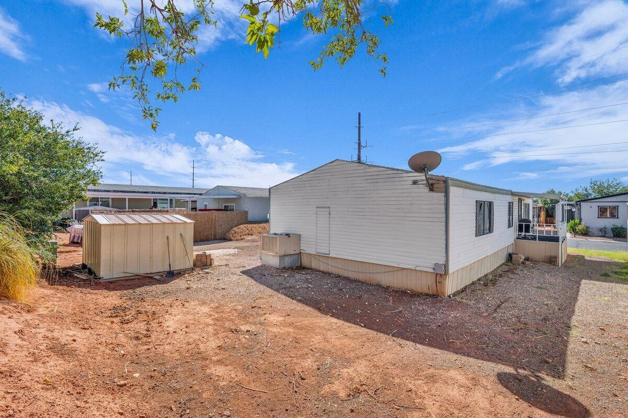 1450 N Dixie Downs RD #50 St George, UT 84770 home for sale, MLS#25-265605 - Erika Rogers Photo 16