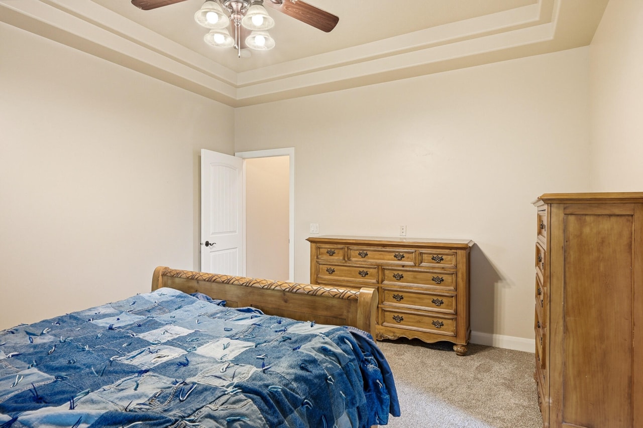 731 E Castle Stone DR Washington, UT 84780 home for sale, MLS#25-266897 - Erika Rogers Photo 17