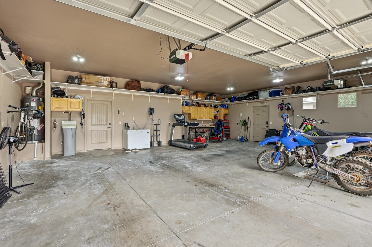 731 E Castle Stone DR Washington, UT 84780 home for sale, MLS#25-266897 - Erika Rogers Photo 33