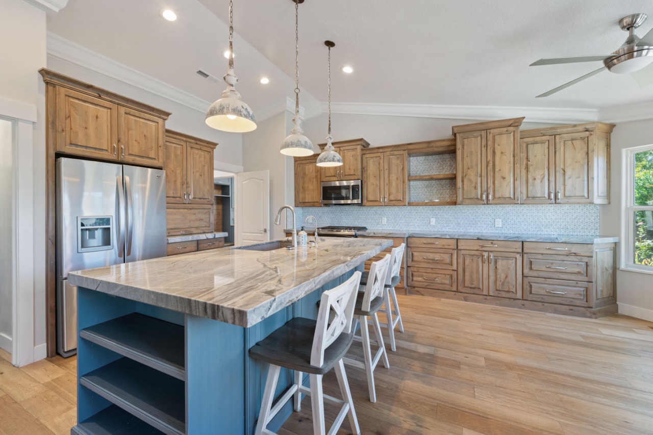 805 S River RD #21 St George, UT 84790 home for sale, MLS#25-266900 - Erika Rogers Photo 2