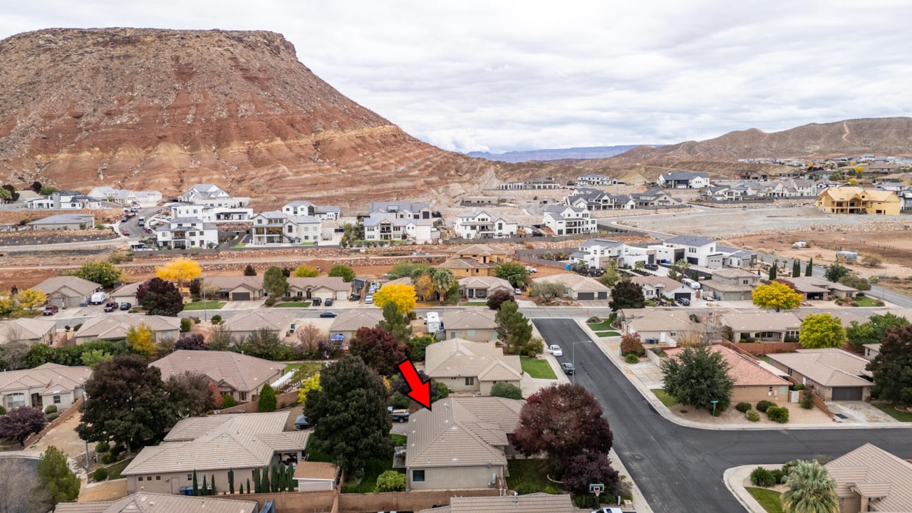 731 E Castle Stone DR Washington, UT 84780 home for sale, MLS#25-266897 - Erika Rogers Photo 46