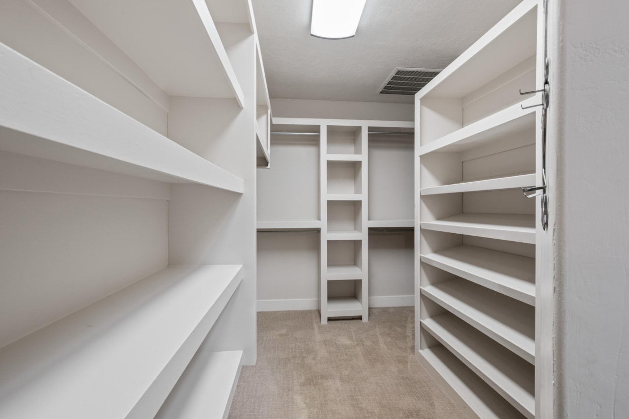 805 S River RD #21 St George, UT 84790 home for sale, MLS#25-266900 - Erika Rogers Photo 18