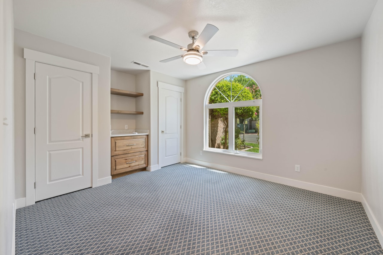 805 S River RD #21 St George, UT 84790 home for sale, MLS#25-266900 - Erika Rogers Photo 19