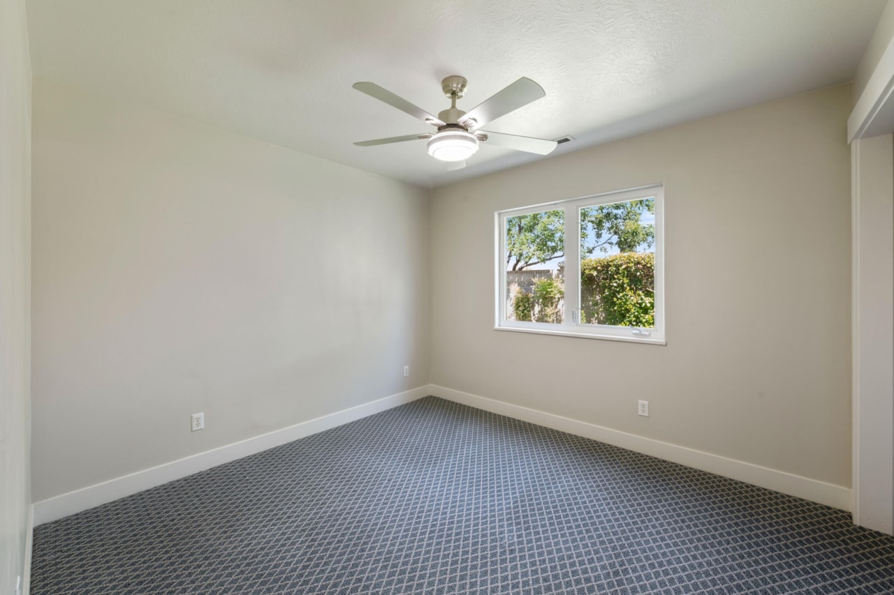 805 S River RD #21 St George, UT 84790 home for sale, MLS#25-266900 - Erika Rogers Photo 23