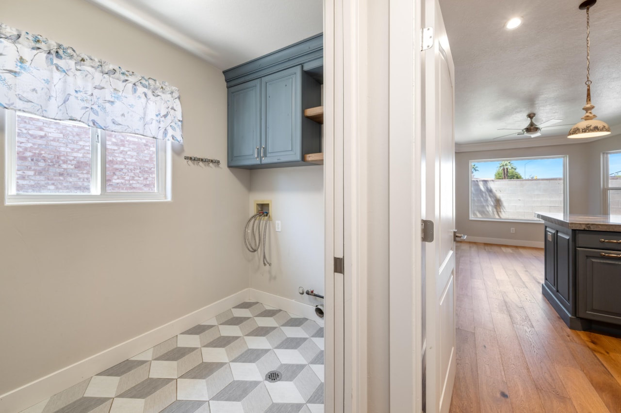 805 S River RD #21 St George, UT 84790 home for sale, MLS#25-266900 - Erika Rogers Photo 26