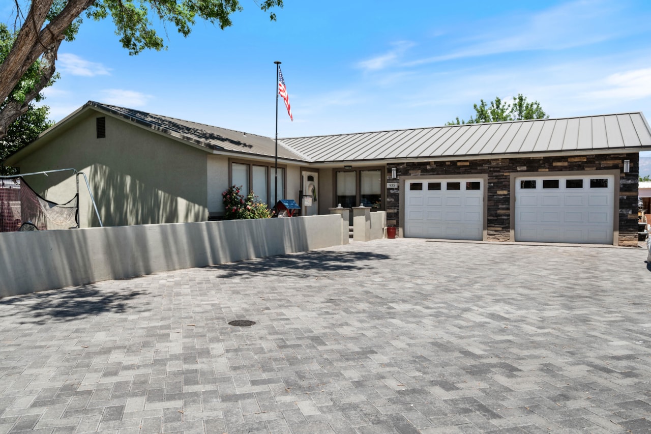 935 E Fort Pierce DR St George, UT 84790 home for sale, MLS#25-266899 - Erika Rogers