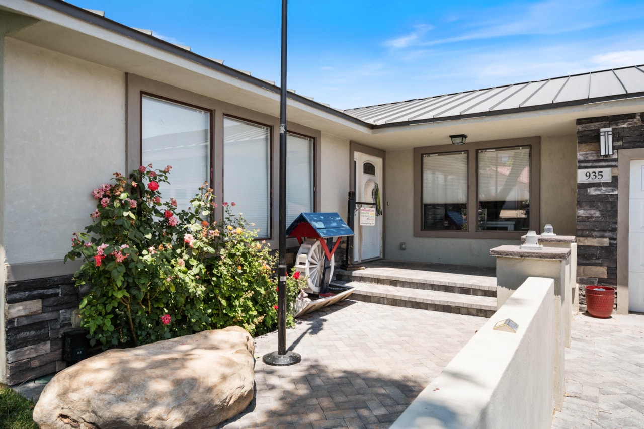 935 E Fort Pierce DR St George, UT 84790 home for sale, MLS#25-266899 - Erika Rogers Photo 38