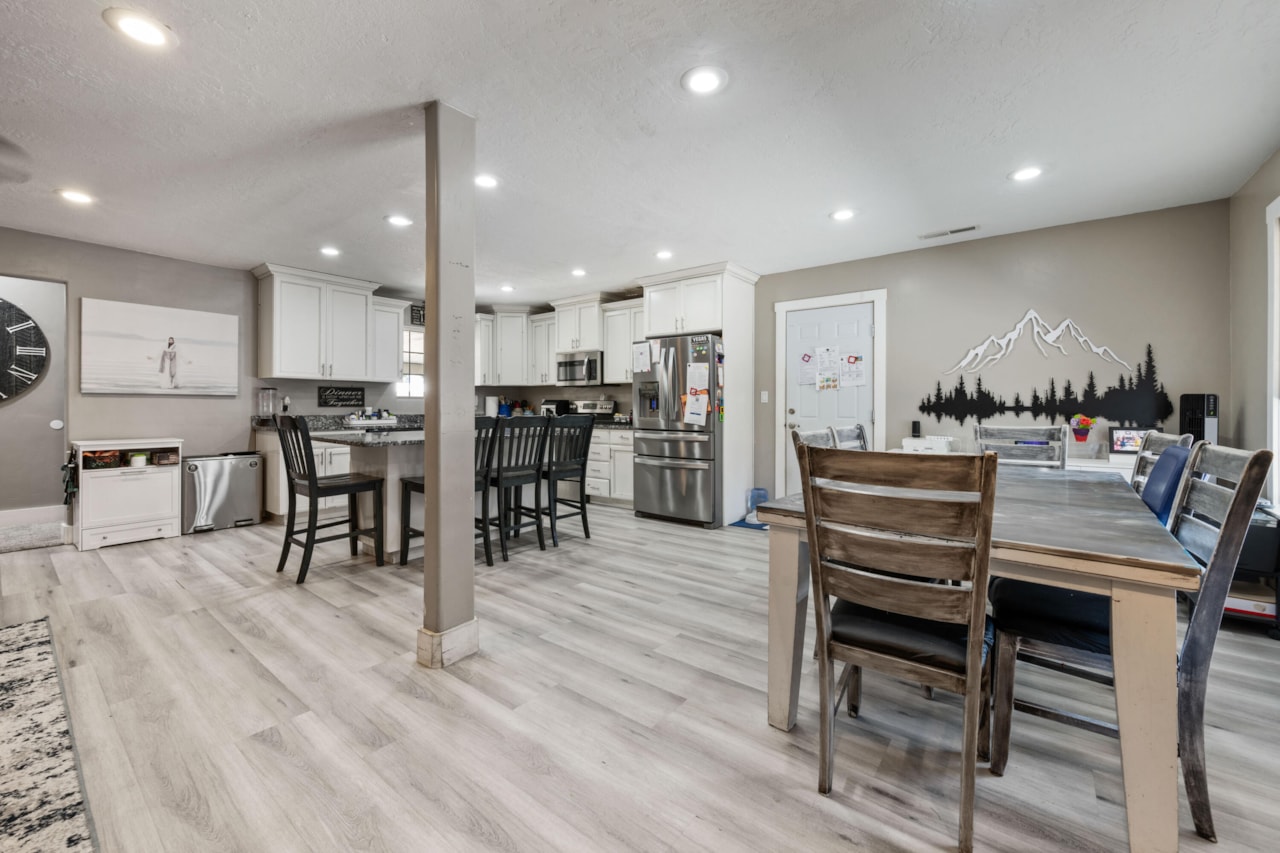 935 E Fort Pierce DR St George, UT 84790 home for sale, MLS#25-266899 - Erika Rogers Photo 4