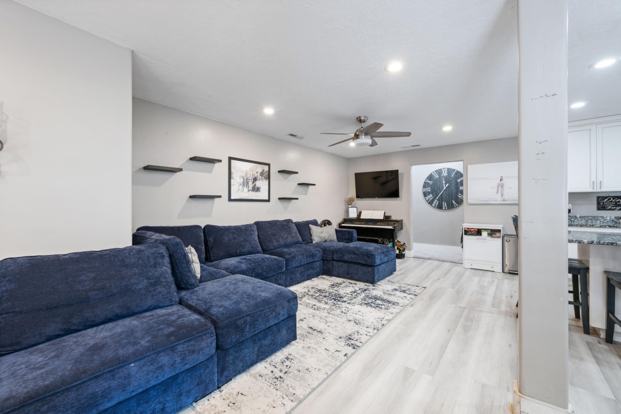 935 E Fort Pierce DR St George, UT 84790 home for sale, MLS#25-266899 - Erika Rogers Photo 6