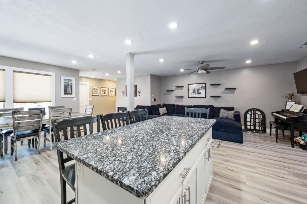 935 E Fort Pierce DR St George, UT 84790 home for sale, MLS#25-266899 - Erika Rogers Photo 11