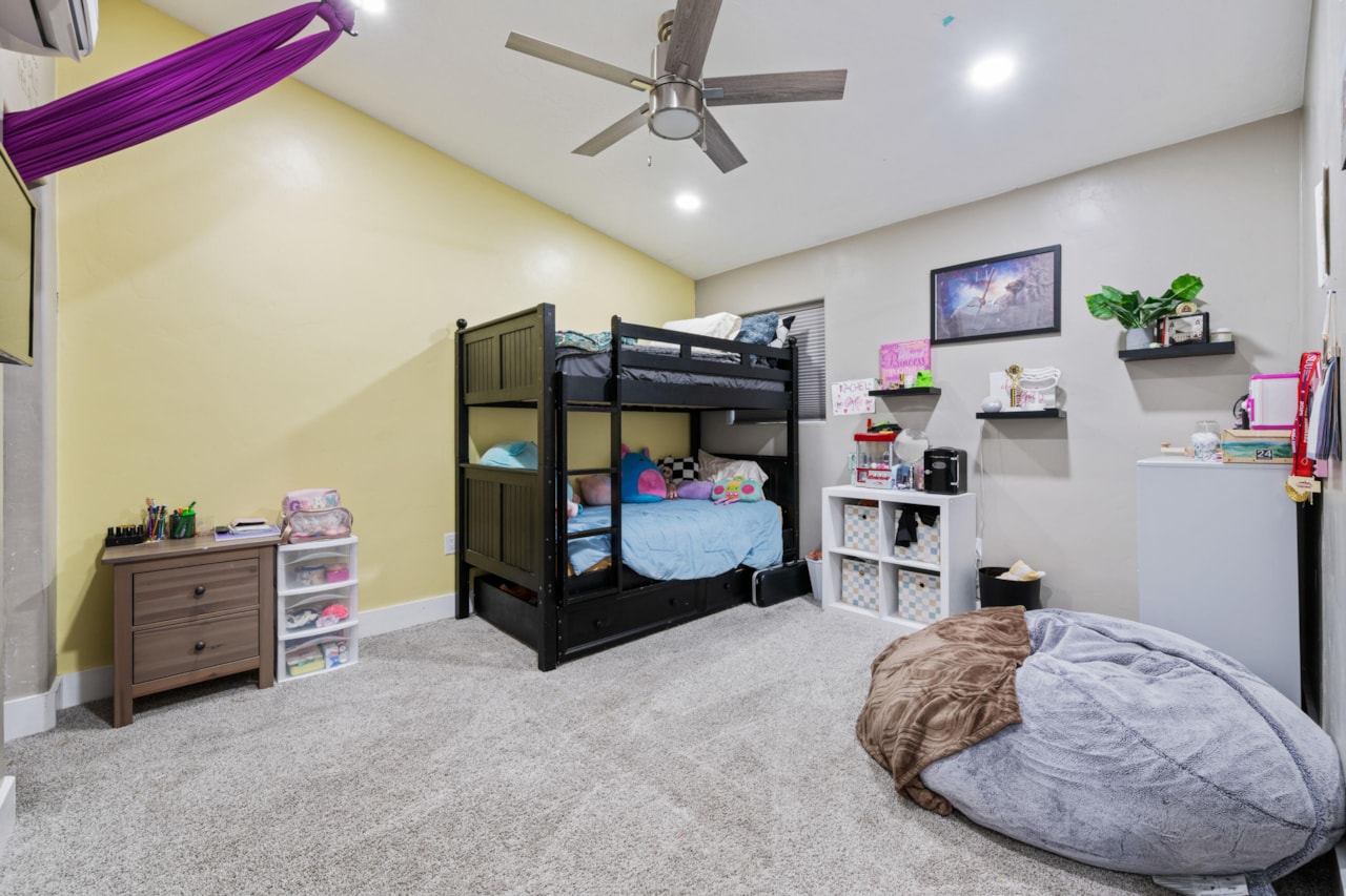 935 E Fort Pierce DR St George, UT 84790 home for sale, MLS#25-266899 - Erika Rogers Photo 17