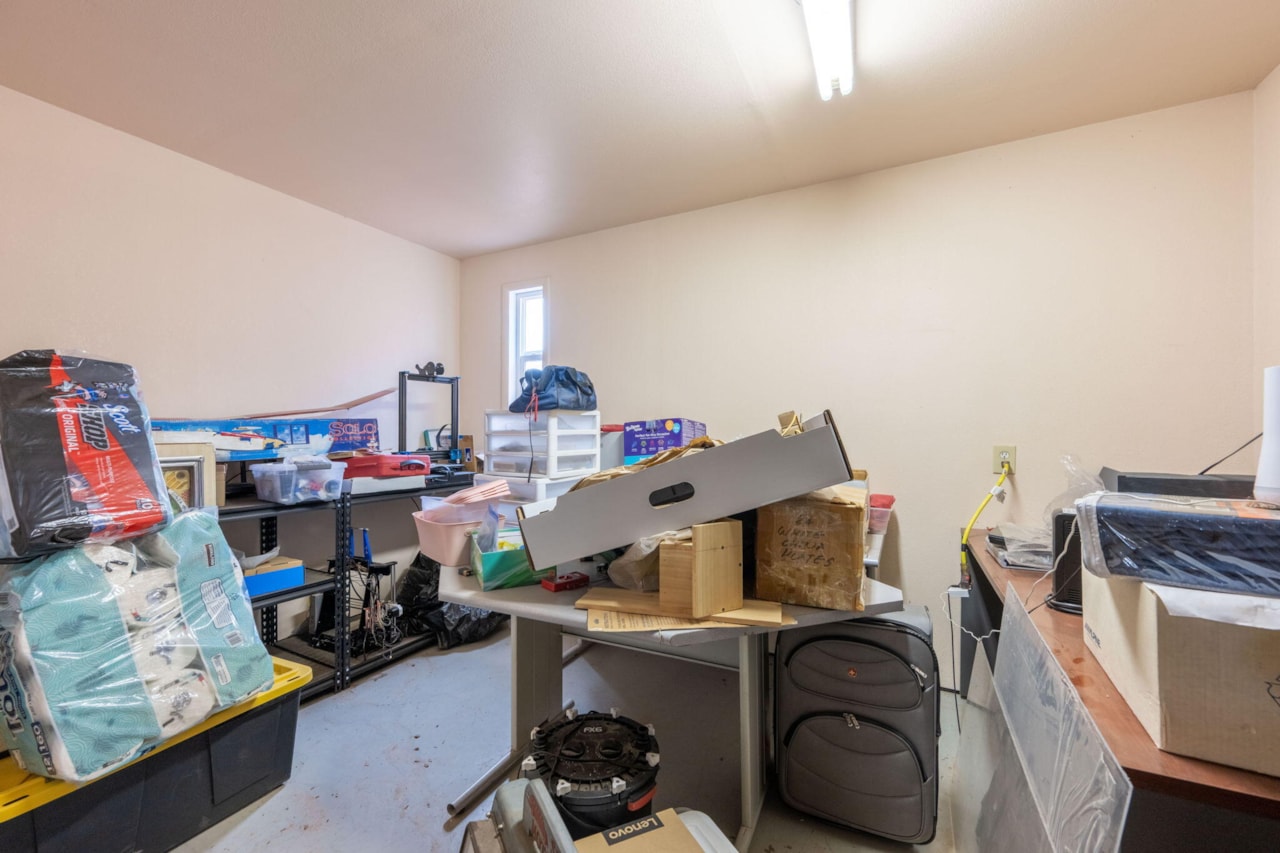 555 E Nichols Peak RD Washington, UT 84780 home for sale, MLS#25-266902 - Erika Rogers Photo 11