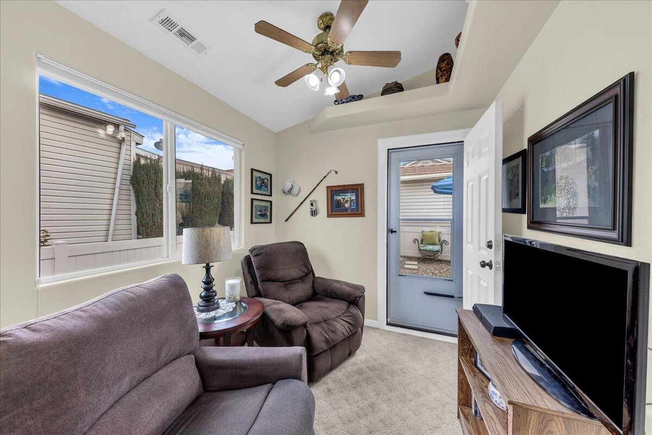 2990 E Riverside DR #166 St George, UT 84790 home for sale, MLS#25-266816 - Erika Rogers Photo 7