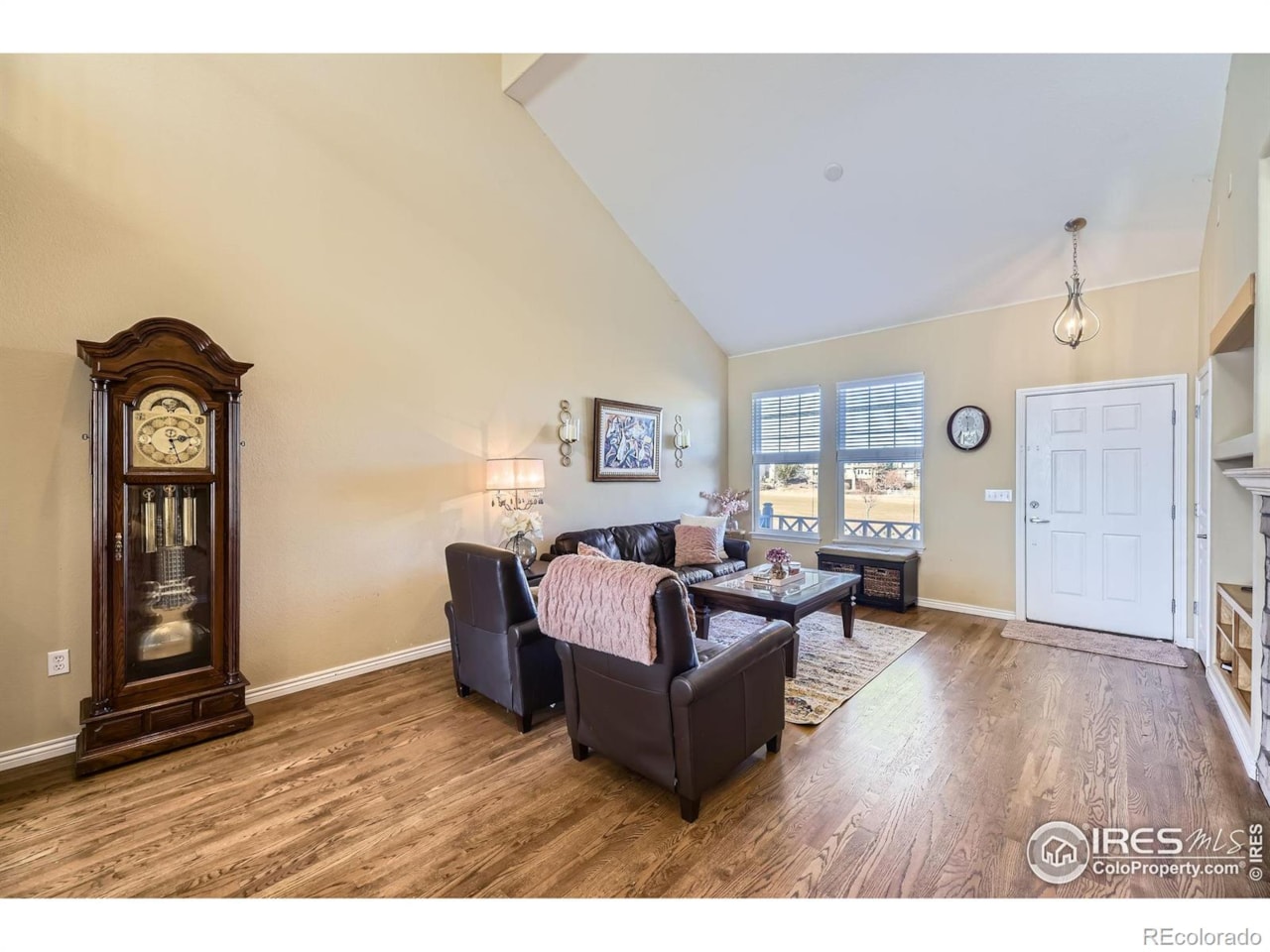 3751 W 136th Ave The Broadlands Filing 20 Nestled alongside the picturesque 5th Hole Fairway of Broadlands Golf Course, this pristine... Broomfield Broomfield CO 80023 IR1047589 home for sale $595,000 IR1047589 Photo 7