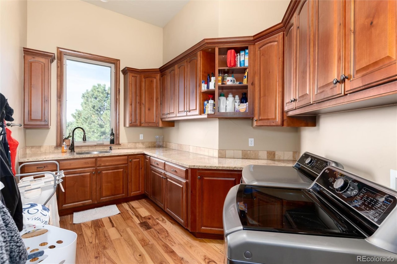 13079 Whisper Canyon Rd Castle Pines North Welcome to this custom-built ranch estate in gated community of Whisper Canyon backing to open... Castle Pines Douglas CO 80108 3960464 home for sale $2,775,000 3960464 Photo 23