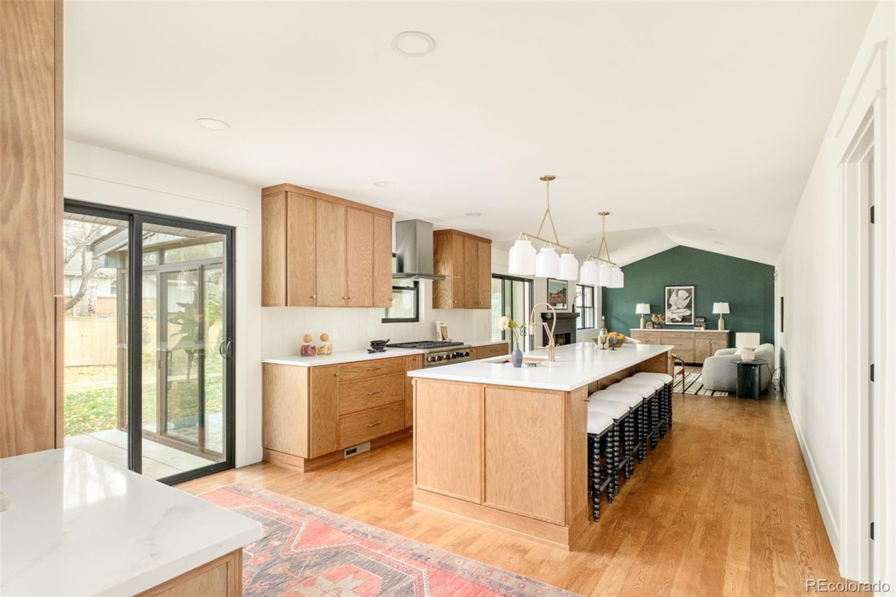 4000 S Dahlia St Cherry Hills North This stunning design-forward Neroli Renovations 5-bed, 4-bath home on .44 acre in Cherry Hills... Cherry Hills Village Arapahoe CO 80113 3042887 home for sale $2,637,000 3042887 Photo 10