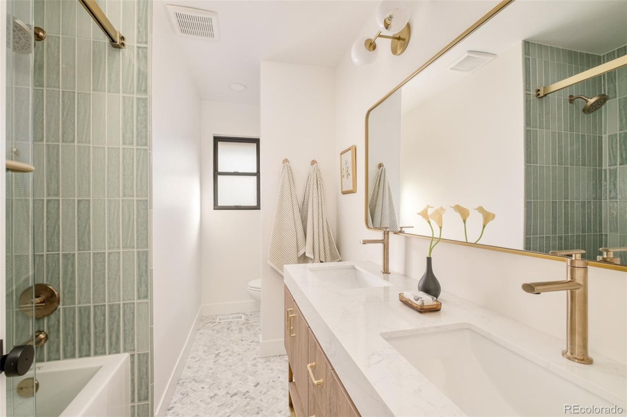 4000 S Dahlia St Cherry Hills North This stunning design-forward Neroli Renovations 5-bed, 4-bath home on .44 acre in Cherry Hills... Cherry Hills Village Arapahoe CO 80113 3042887 home for sale $2,637,000 3042887 Photo 30