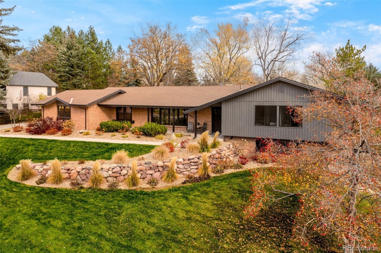 4000 S Dahlia St Cherry Hills North This stunning design-forward Neroli Renovations 5-bed, 4-bath home on .44 acre in Cherry Hills... Cherry Hills Village Arapahoe CO 80113 3042887 home for sale $2,637,000 3042887 Photo 40