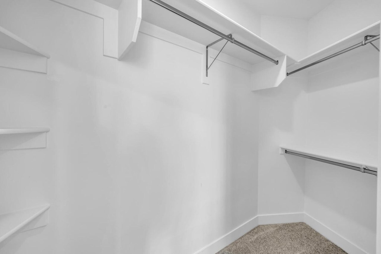 5599 S Carnelian Parkway #208 St George, UT 84790 condo for sale, MLS#25-266904 - Erika Rogers Photo 17