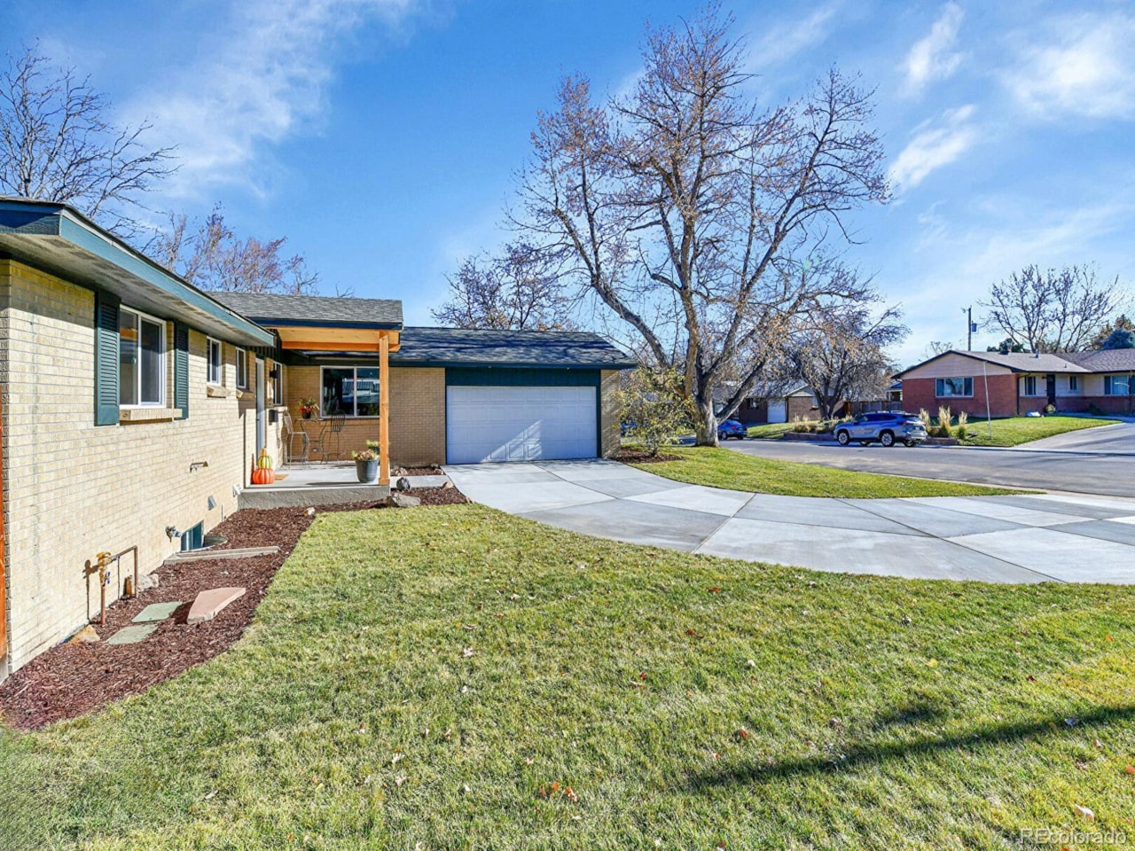 3383 E Costilla Ave Cherry Knolls Open House 11/22 from 10 a.m. - 1 p.m. Fully remodeled home in desirable Cherry Knolls neighborhood... Centennial Arapahoe CO 80122 2760943 home for sale $800,000 2760943 Photo 2
